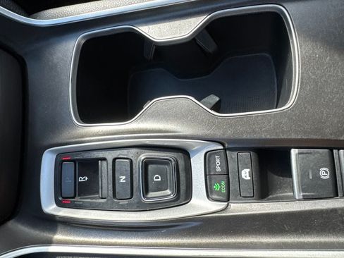 Used 2019 Honda Accord EX image 20