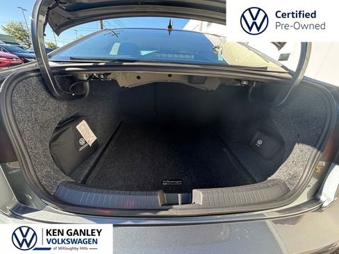 Used 2023 Volkswagen Jetta SE FWD image 26