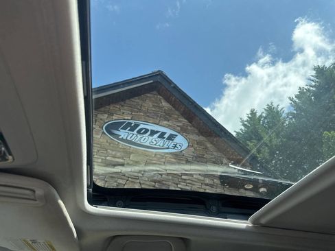 Used 2014 Subaru Forester 2.5i Limited w/ Popular Package #2 image 21