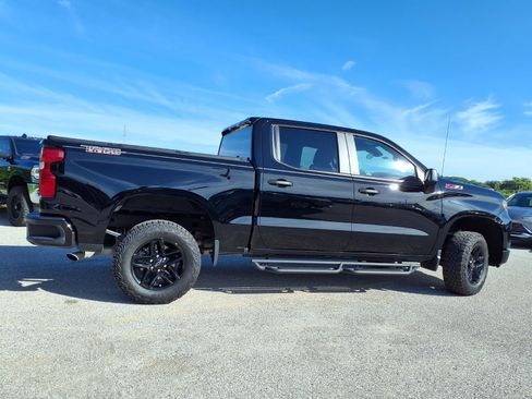 Used 2025 Chevrolet Silverado 1500 Custom Trail Boss AWD/4WD image 42