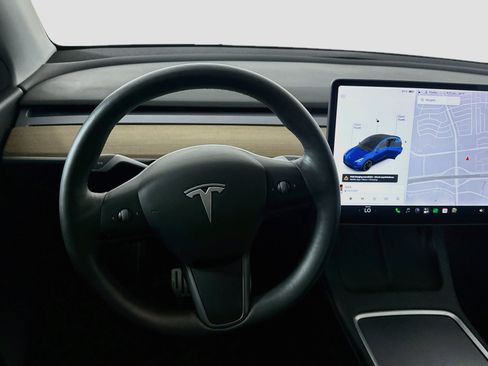 Used 2021 Tesla Model Y Performance AWD/4WD image 16
