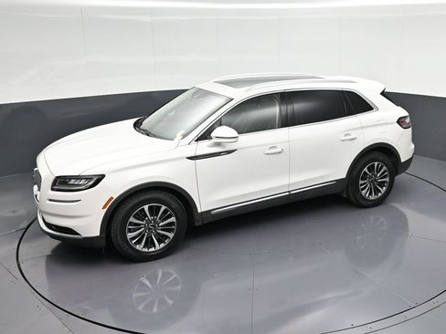Used 2023 Lincoln Nautilus Reserve FWD image 24