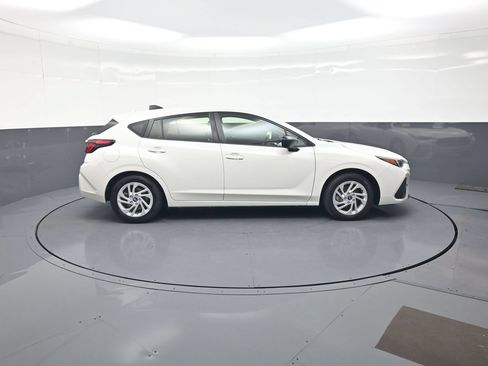 Used 2024 Subaru Impreza 2.0i AWD/4WD image 2