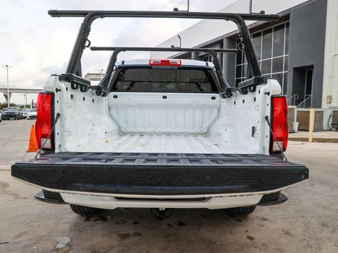 Used 2024 Chevrolet Colorado LT w/ LT Convenience Package image 12