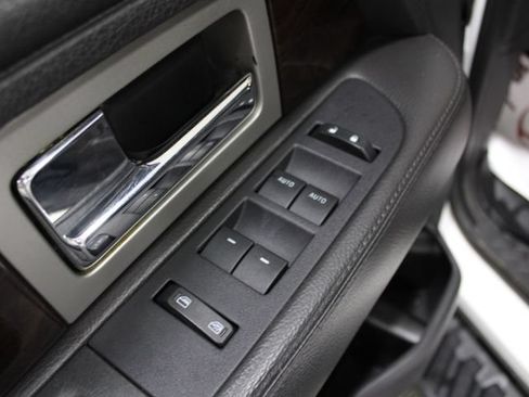 Used 2013 Ford F150 Platinum AWD/4WD image 18