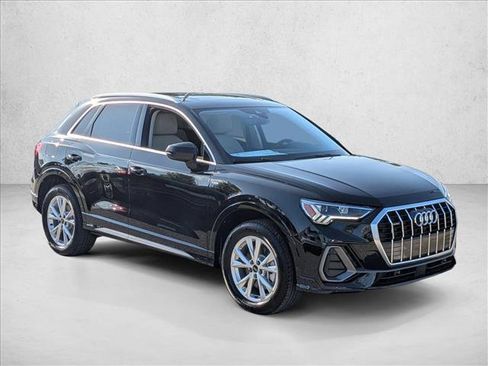 New 2025 Audi Q3 2.0T Premium image 5