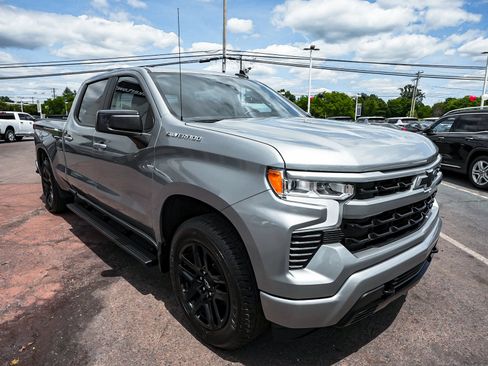 Used 2025 Chevrolet Silverado 1500 RST AWD/4WD image 3