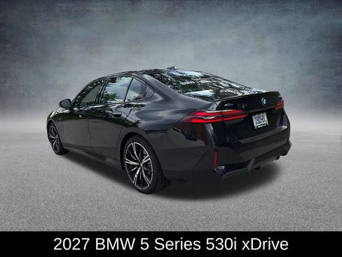 Used 2027 BMW 530i xDrive w/ M Sport Package AWD/4WD image 3