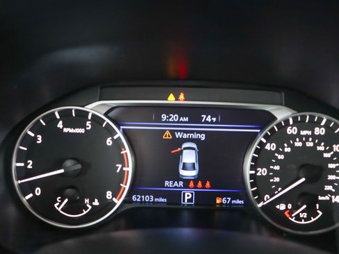 Used 2024 Nissan Altima 2.5 SV FWD image 15