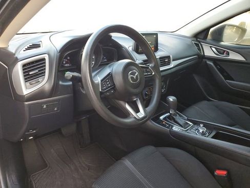 Used 2018 MAZDA MAZDA3 Sport w/ Preferred Equipment Package image 19