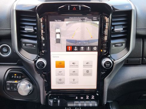 Used 2022 RAM 2500 Laramie w/ Night Edition image 30