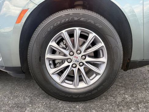Used 2023 Buick Enclave Essence FWD image 14