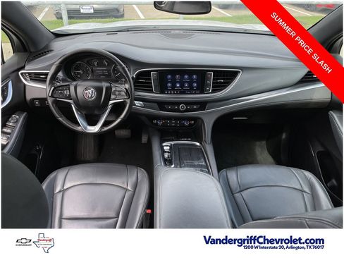 Certified 2022 Buick Enclave Essence FWD image 9