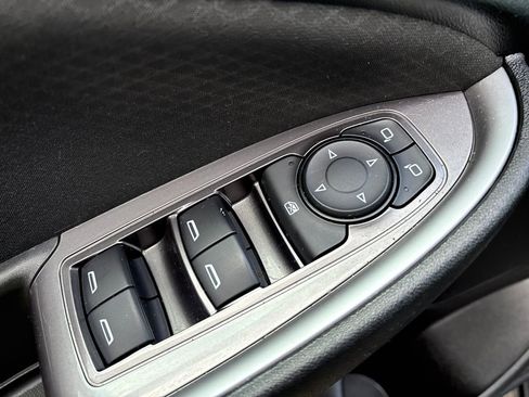 Used 2021 Chevrolet Malibu LS image 11