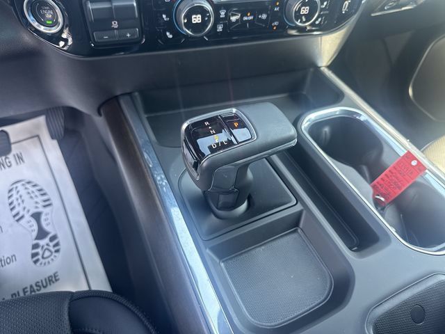Used 2024 Chevrolet Silverado 1500 High Country w/ Technology Package AWD/4WD image 15