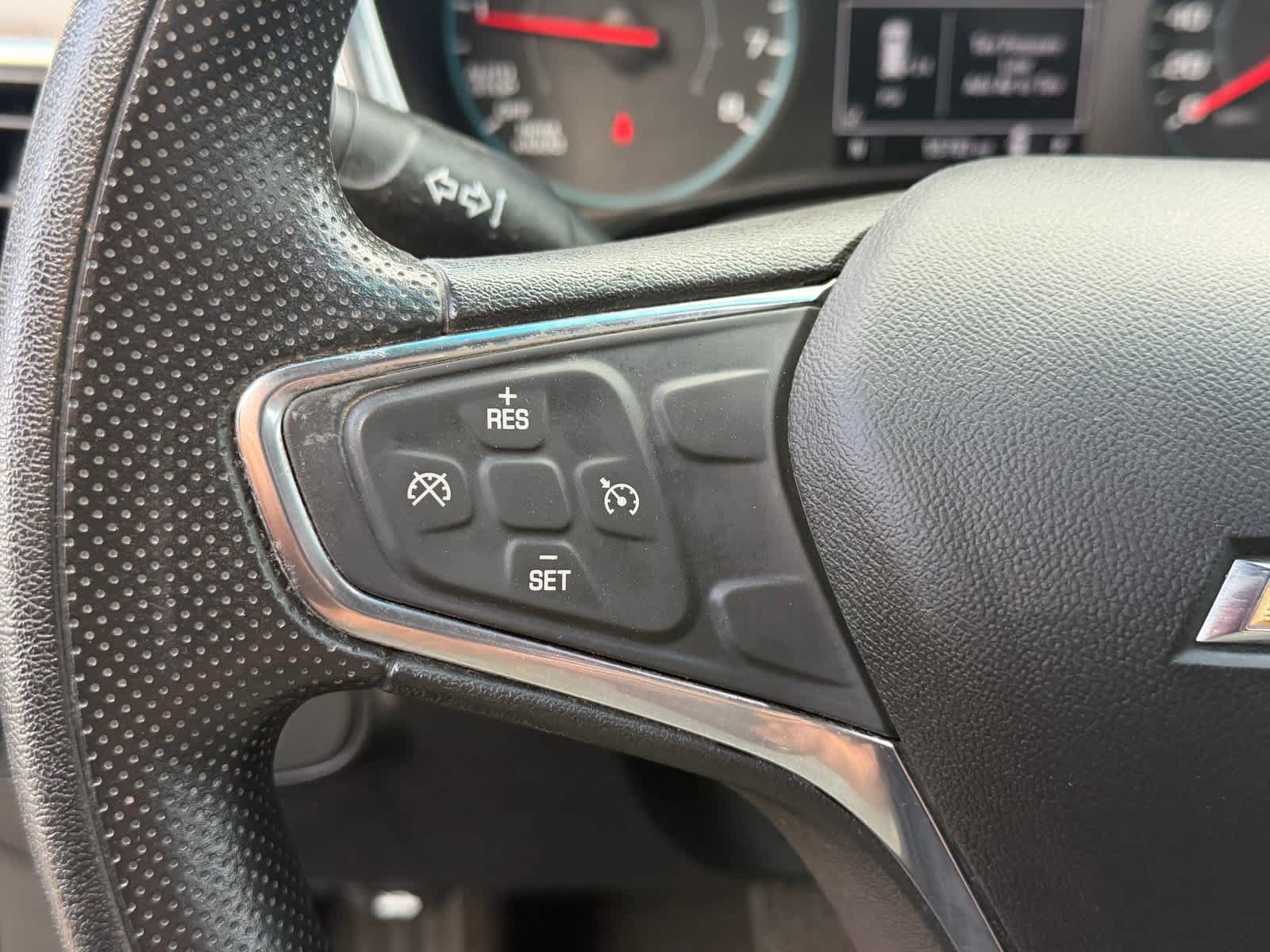 Used 2019 Chevrolet Equinox LS w/ LPO, Floor Liner Package AWD/4WD image 21