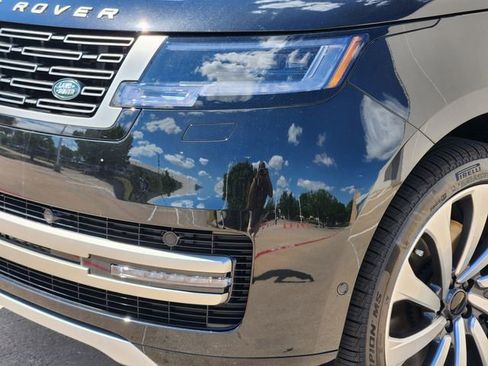 New 2026 Land Rover Range Rover Long Wheelbase SE AWD/4WD image 5