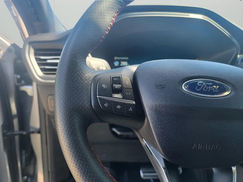 Used 2023 Ford Escape ST-Line Select w/ Tech Pack #2 AWD/4WD image 17