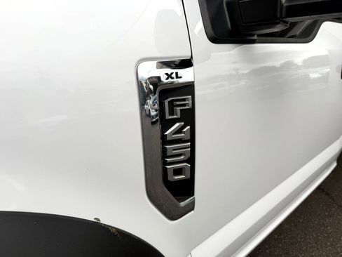Used 2019 Ford F450 XL w/ XL Value Package image 9