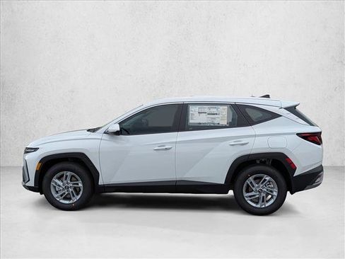 New 2026 Hyundai Tucson SE image 8