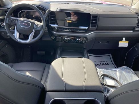 New 2026 GMC Sierra 2500 SLT w/ SLT Convenience Package image 13