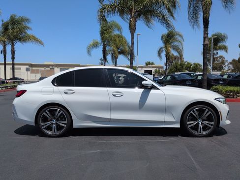 Used 2023 BMW 330i Sedan w/ Premium Package RWD image 11