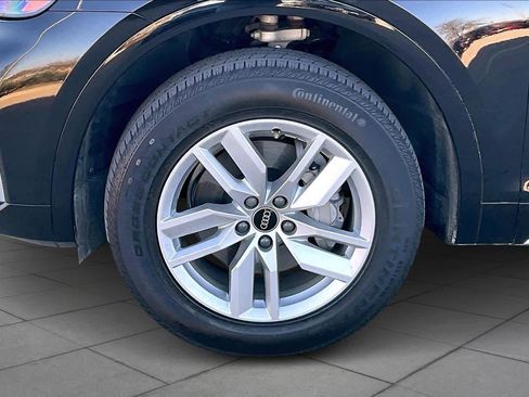 Used 2023 Audi Q5 2.0T Premium w/ Convenience Package image 10