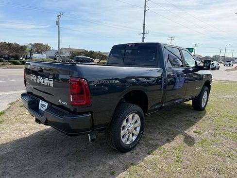 New 2026 RAM 2500 Laramie w/ Sport Appearance Package AWD/4WD image 6