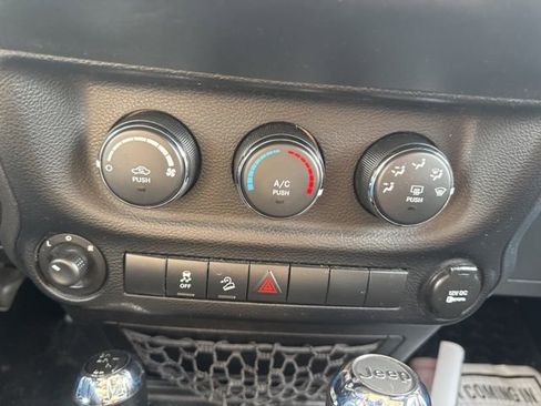 Used 2011 Jeep Wrangler Sport image 18