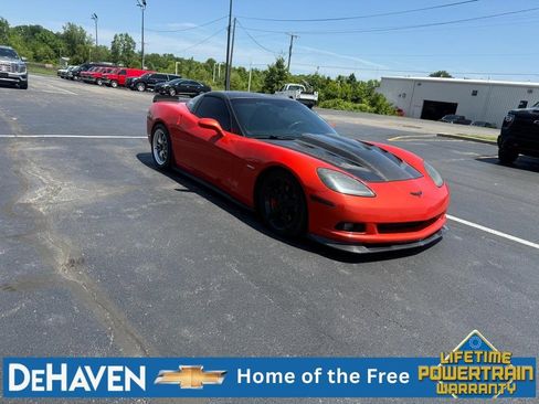 Used 2011 Chevrolet Corvette Coupe w/ Preferred Equipment Group RWD image 8