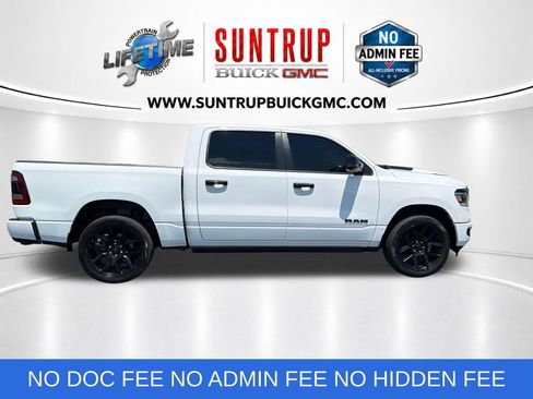 Used 2023 RAM 1500 Laramie AWD/4WD image 7