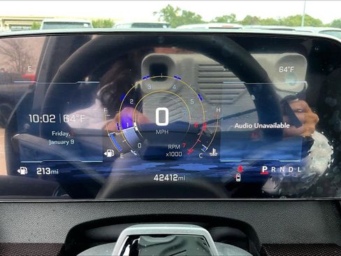 Used 2024 Chevrolet Traverse RS image 25