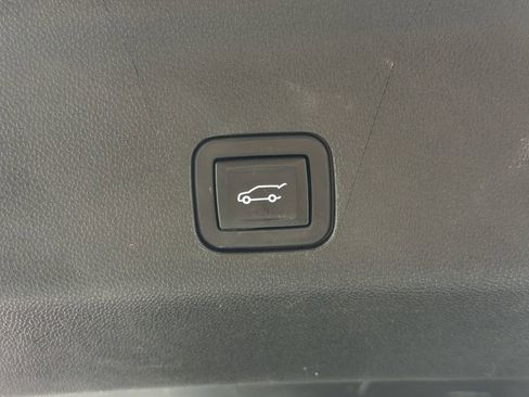 Used 2023 Chevrolet Tahoe RST w/ Luxury Package image 18