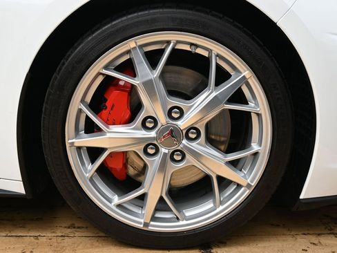 Used 2023 Chevrolet Corvette Stingray Preferred Cpe w/ Z51 Performance Package RWD image 14