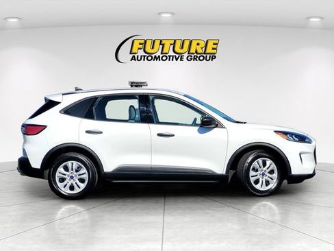 Certified 2021 Ford Escape S FWD image 3