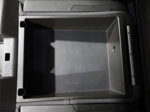 Used 2021 Chevrolet Silverado 1500 RST image 33