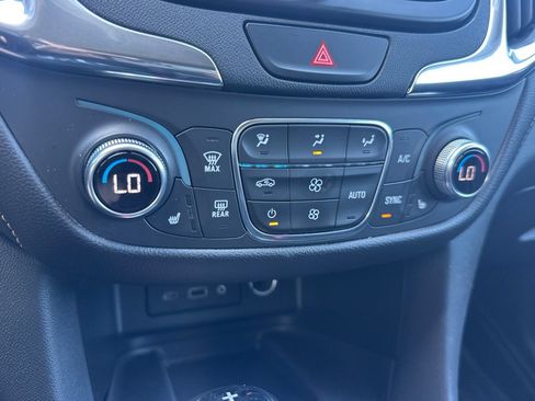 Used 2019 Chevrolet Equinox Premier FWD image 26