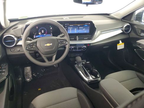 New 2026 Chevrolet Trax LT FWD image 15
