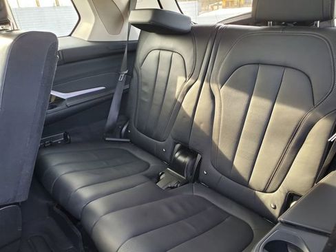 Used 2020 BMW X7 xDrive40i w/ Premium Package image 26