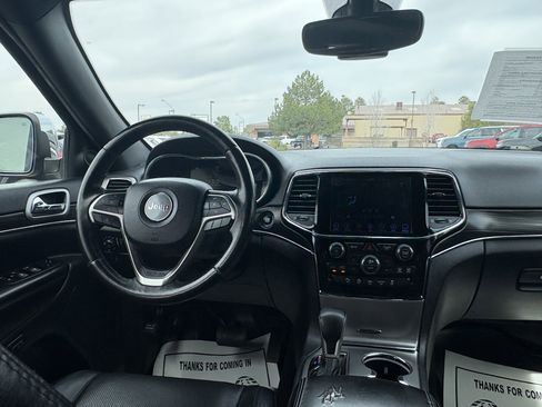 Used 2019 Jeep Grand Cherokee Limited w/ Luxury Group II image 14