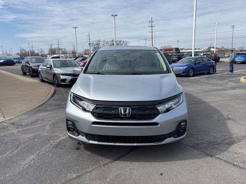 New 2026 Honda Odyssey EX-L image 2