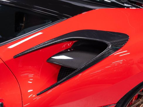 Used 2016 Ferrari 488 GTB RWD image 49