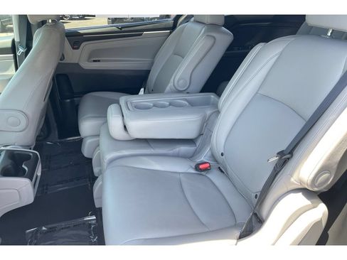 Used 2018 Honda Odyssey EX-L image 14