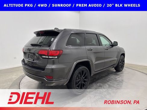 Used 2018 Jeep Grand Cherokee Altitude image 7