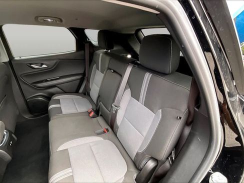Used 2024 Chevrolet Blazer LT w/ Convenience Package FWD image 19