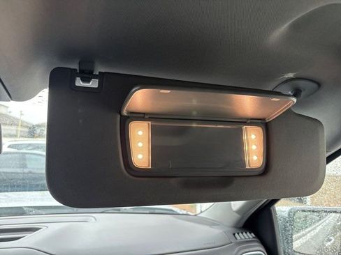 Used 2019 GMC Sierra 1500 SLT image 39