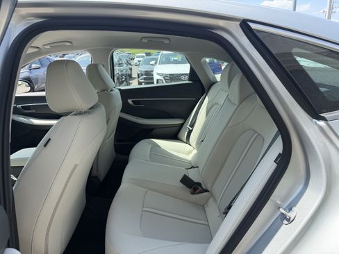 Used 2026 Hyundai Sonata SE FWD image 21