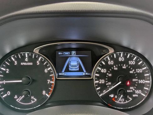 Used 2017 Nissan Pathfinder S AWD/4WD image 33