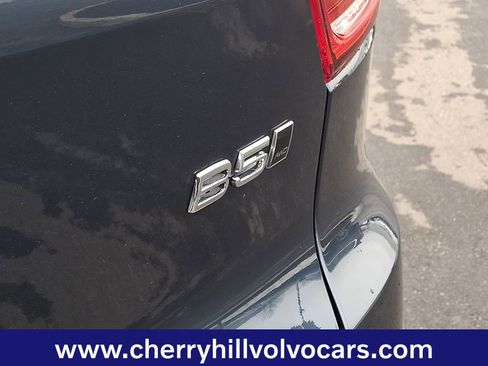 Certified 2026 Volvo XC40 B5 Ultra image 32