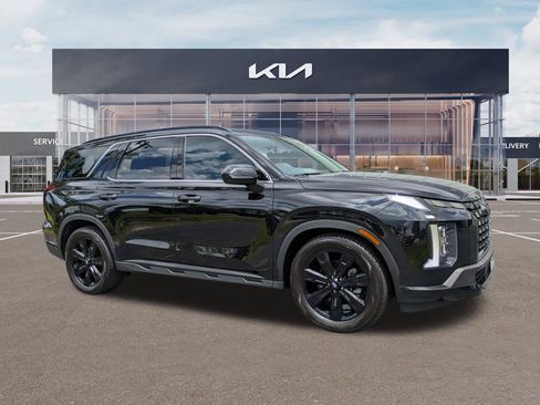 Used 2024 Hyundai Palisade XRT AWD/4WD image 1